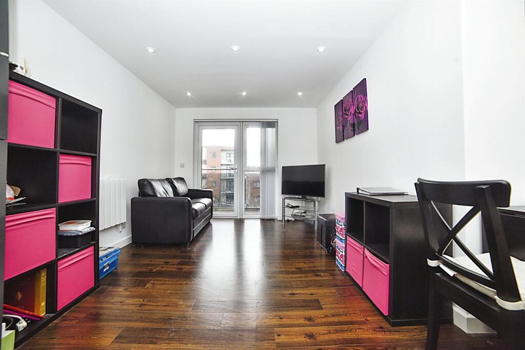 1 bedroom apartment for sale in High Street, Wealdstone, HARROW, HA3