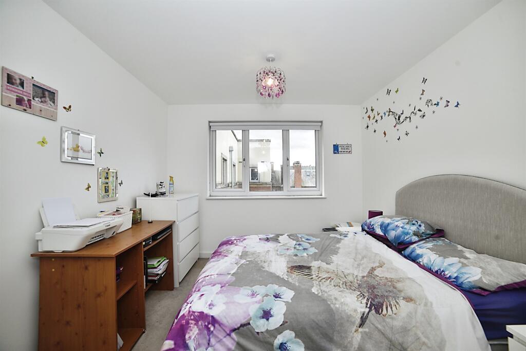 1 bedroom apartment for sale in High Street, Wealdstone, HARROW, HA3