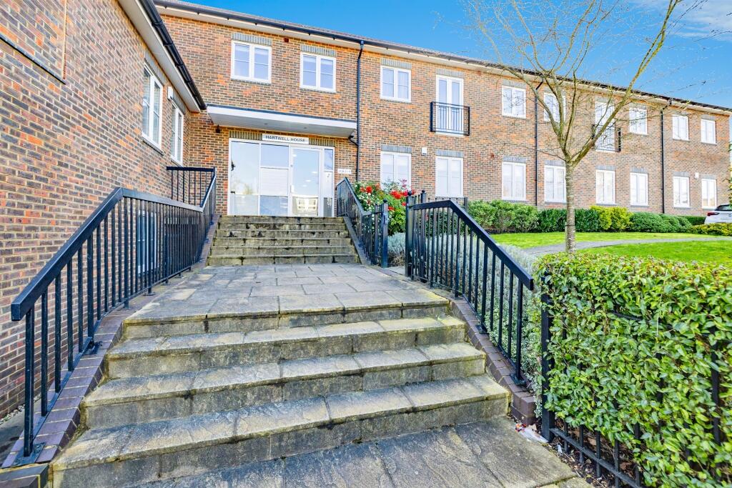 Main image of property: Gibbs Couch, Watford