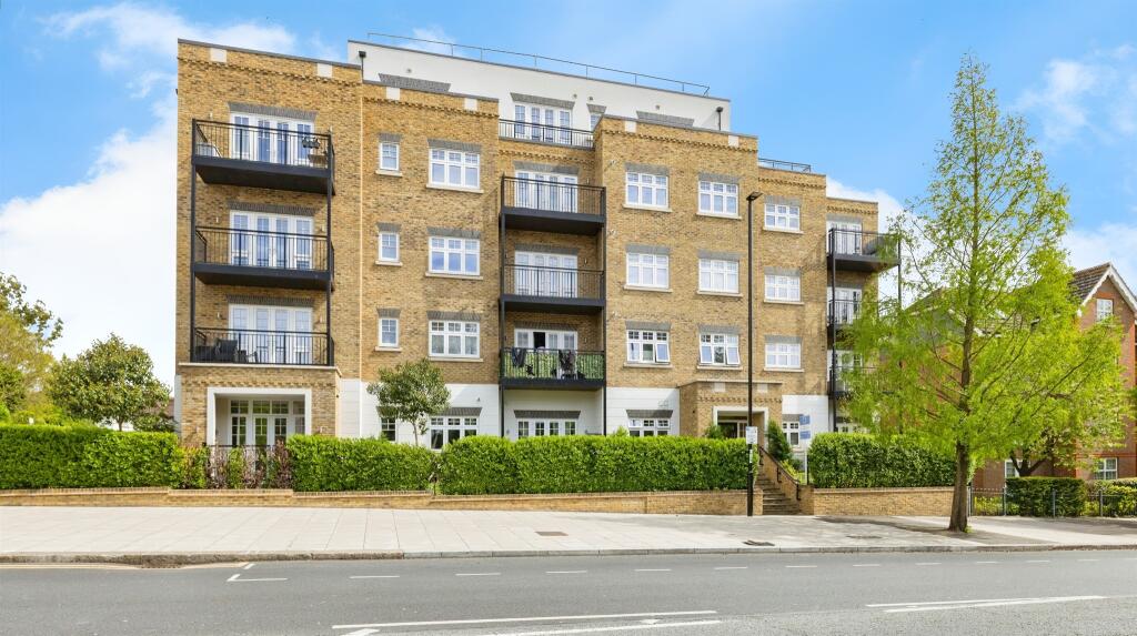 Main image of property: High Street, Edgware