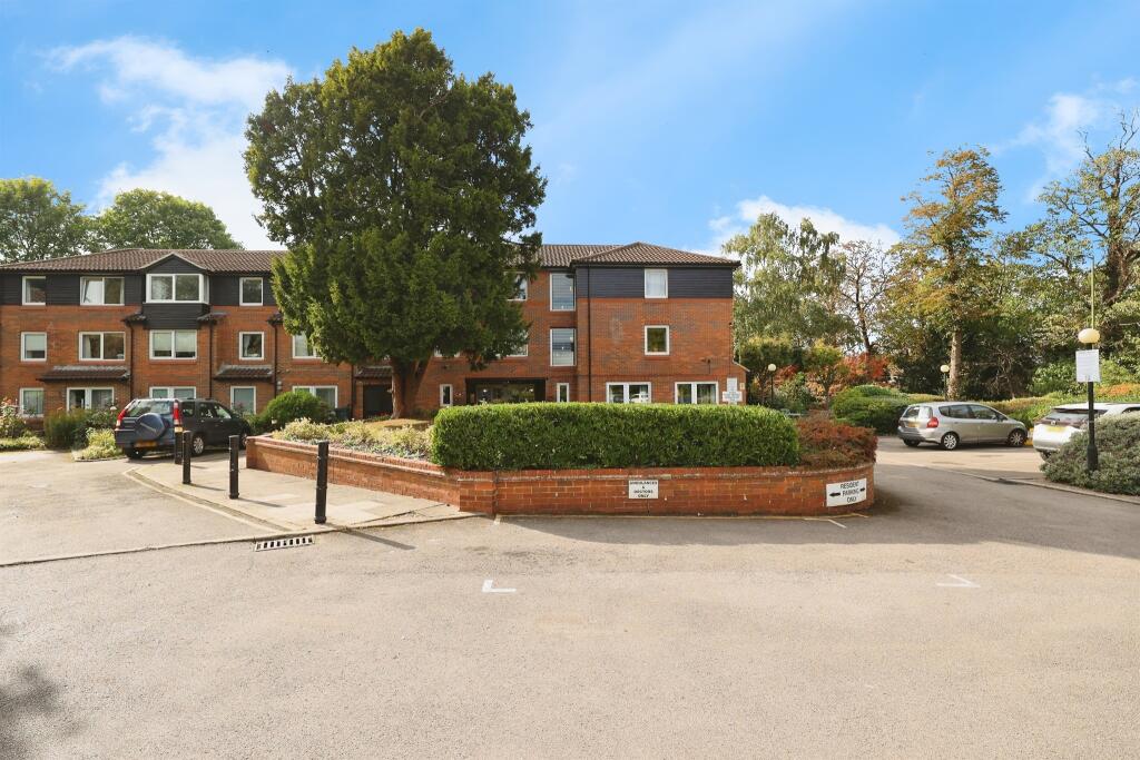 Main image of property: Elstree Road, Bushey Heath, Bushey