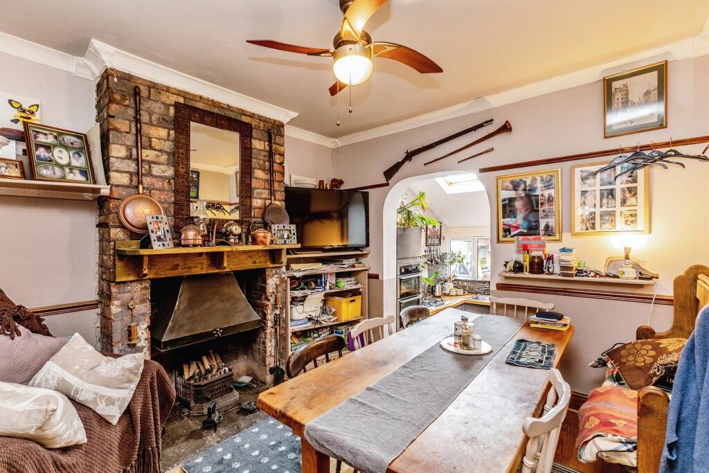 Additional property image - Vauxhall Terrace, Southville, Bristol