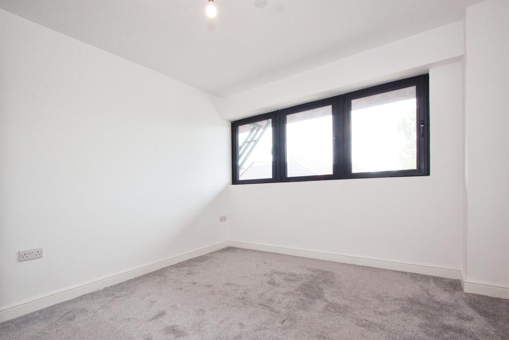 Additional property image - Whitchurch Lane, Bristol