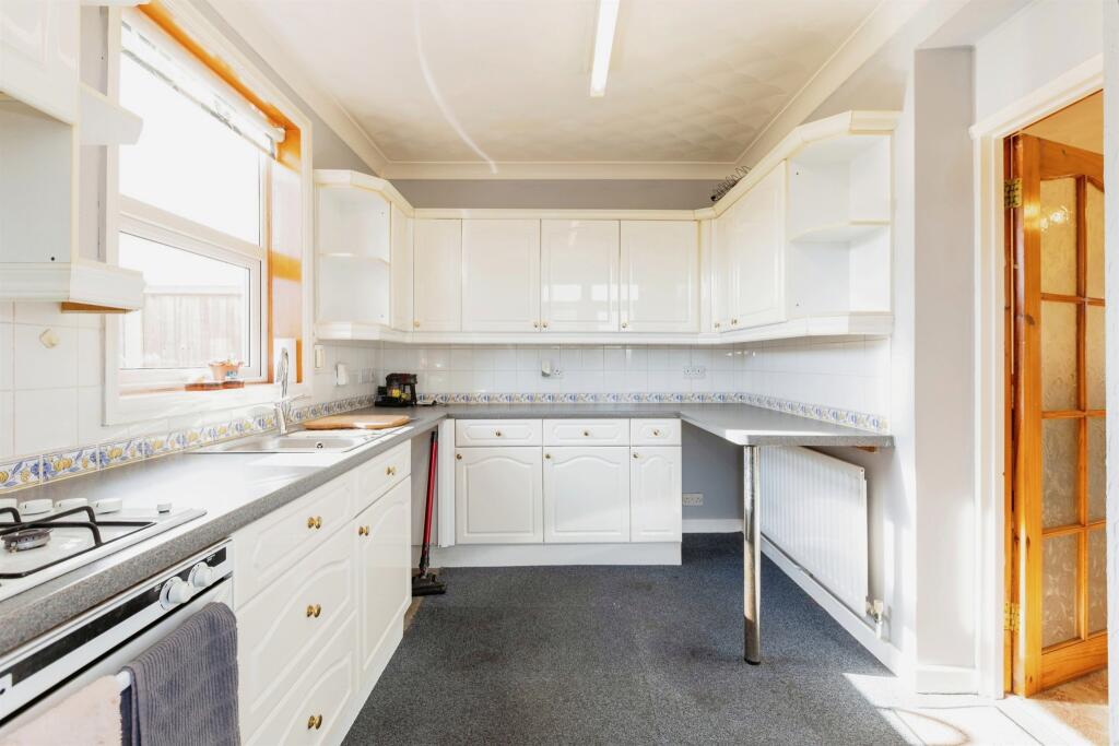 Additional property image - Maytree Avenue, Bristol