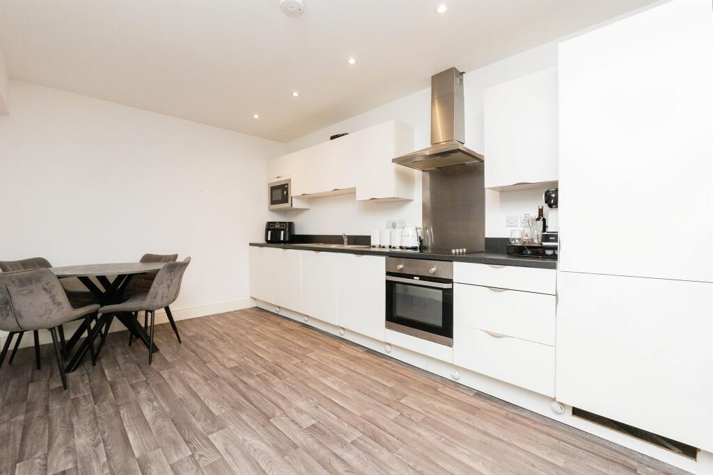 Additional property image - Whitchurch Lane, Bristol
