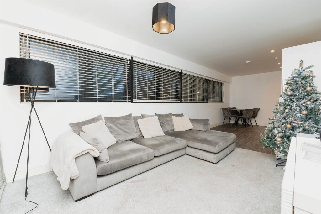 Additional property image - Whitchurch Lane, Bristol