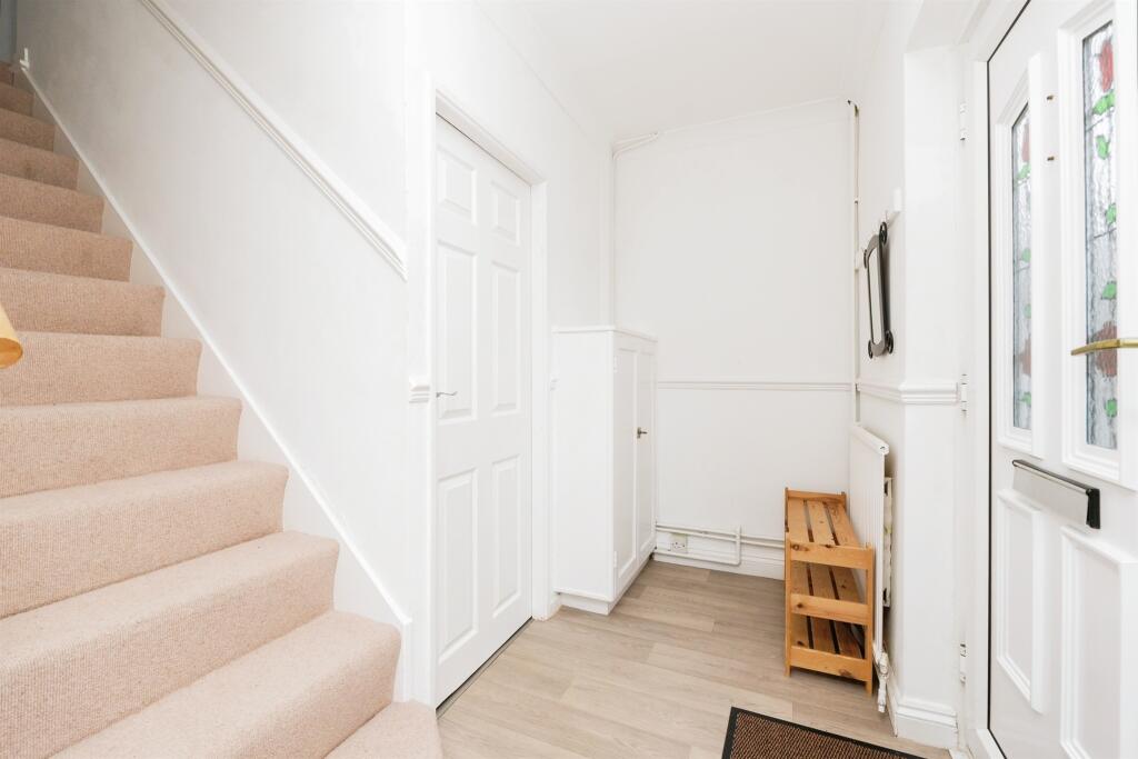 Additional property image - Bishport Avenue, Bristol