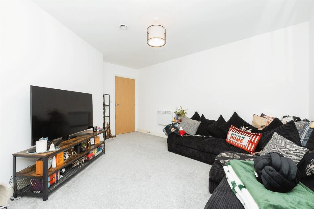 Additional property image - Whitchurch Lane, Bristol