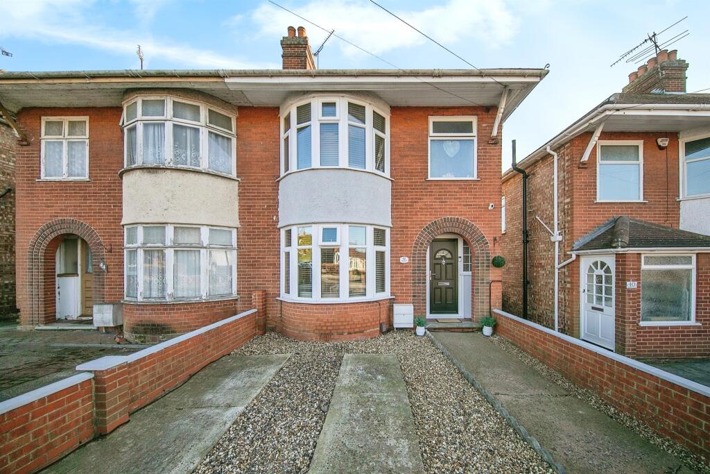 3 bedroom semidetached house for sale in Ashcroft Road, Ipswich, IP1