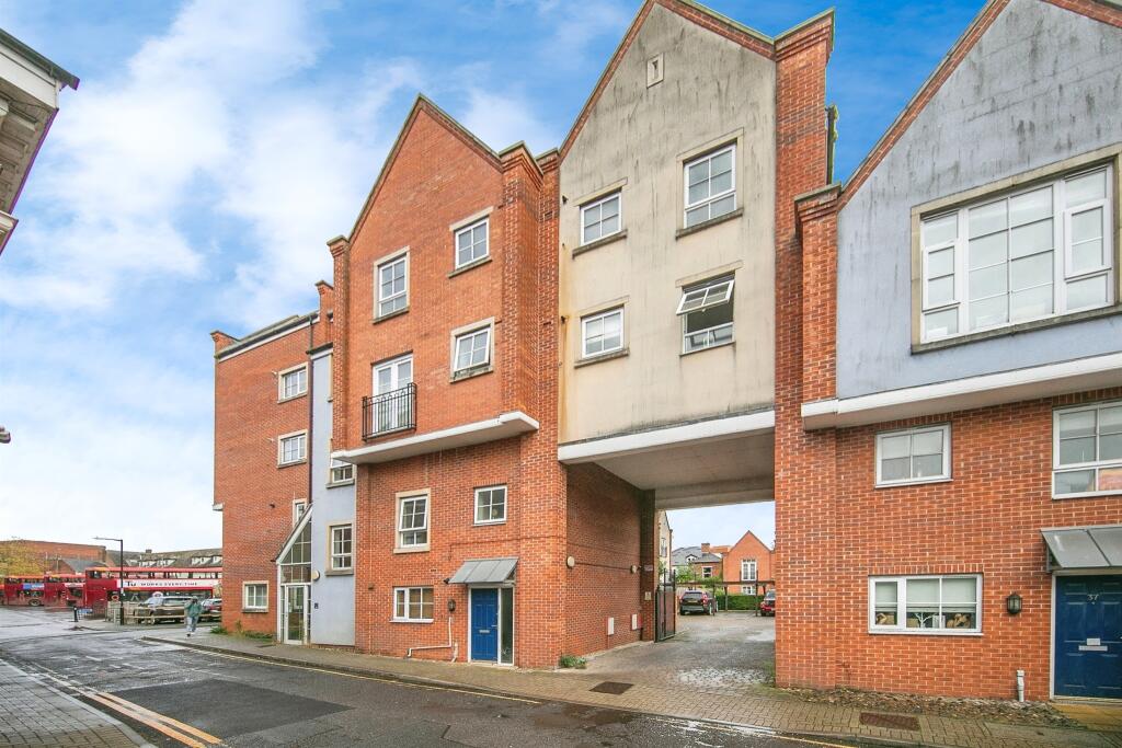 Main image of property: Turret Lane, Ipswich
