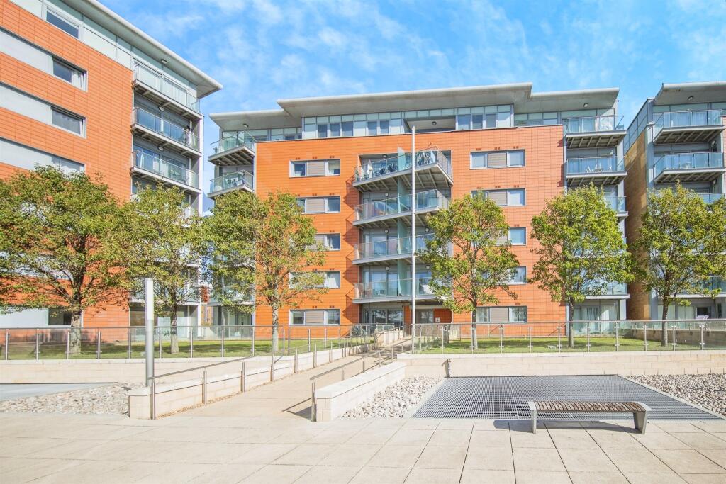 Main image of property: Anchor Street, Ipswich