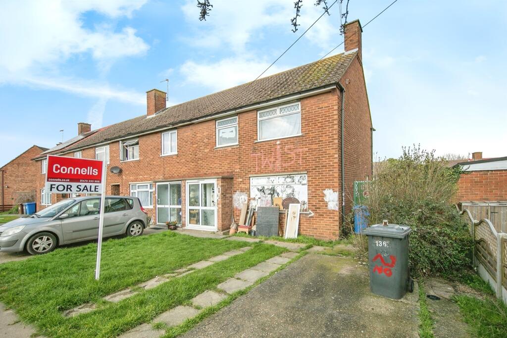 3 bedroom end of terrace house for sale in Hawthorn Drive, Ipswich, IP2