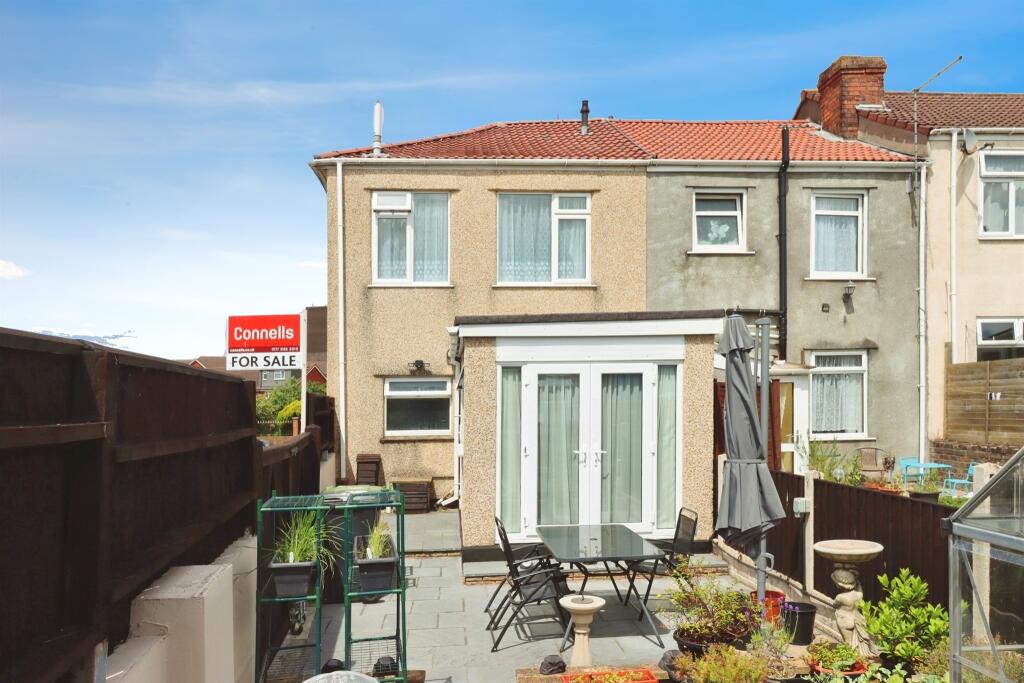 2 bedroom end of terrace house for sale in Speedwell Road, Bristol, BS5