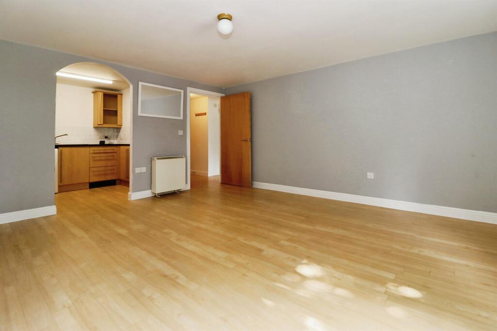 Additional property image - Grimsbury Road, Bristol