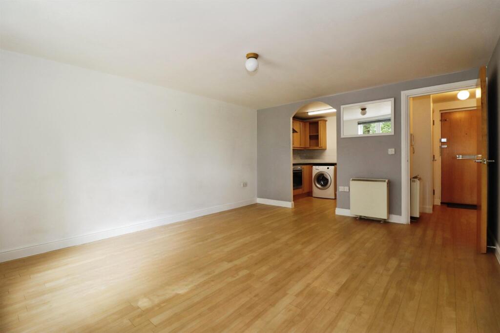 Additional property image - Grimsbury Road, Bristol