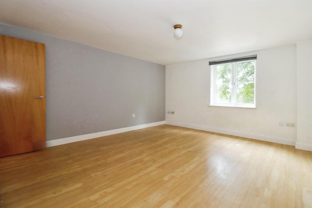 Additional property image - Grimsbury Road, Bristol