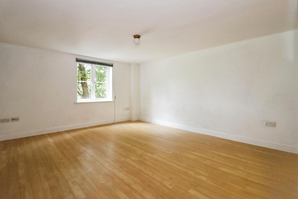 Additional property image - Grimsbury Road, Bristol