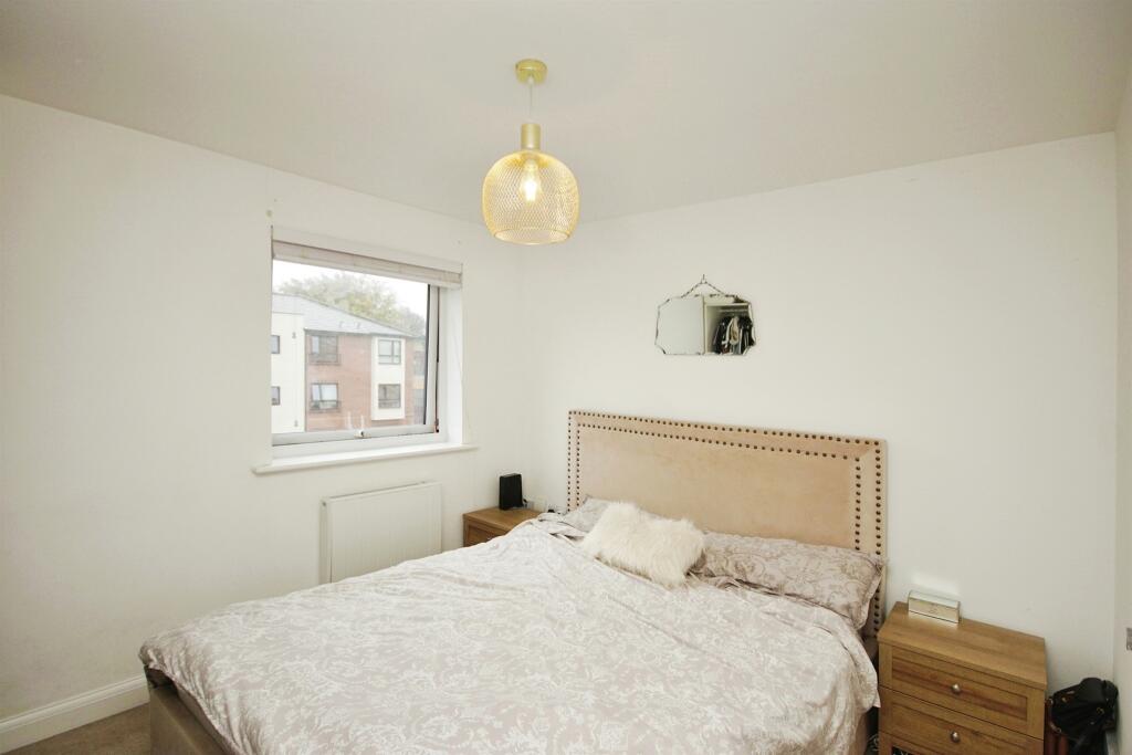 Additional property image - Elmtree Way, Kingswood, Bristol