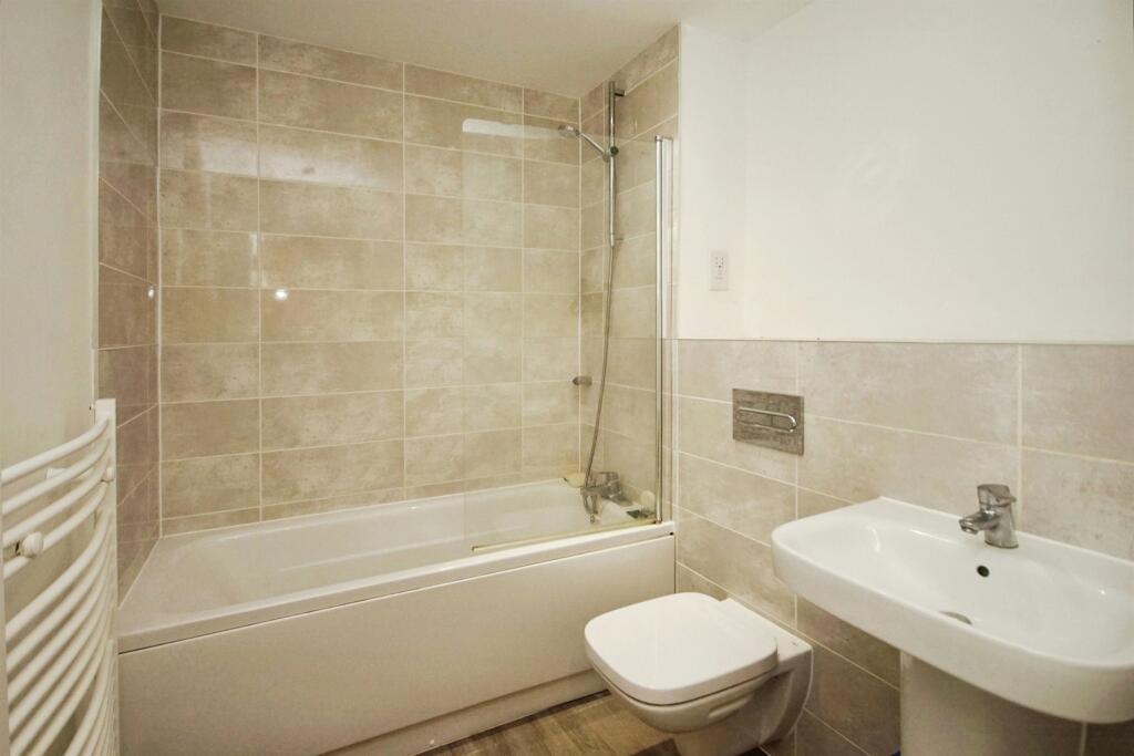 Additional property image - Elmtree Way, Kingswood, Bristol