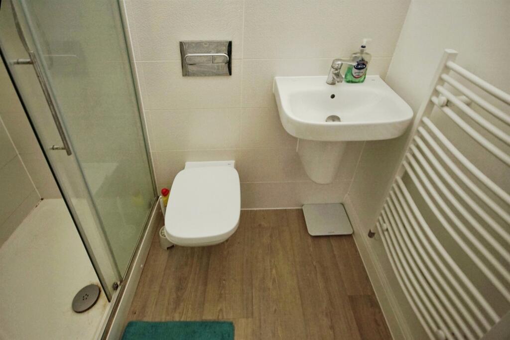 Additional property image - Elmtree Way, Kingswood, Bristol