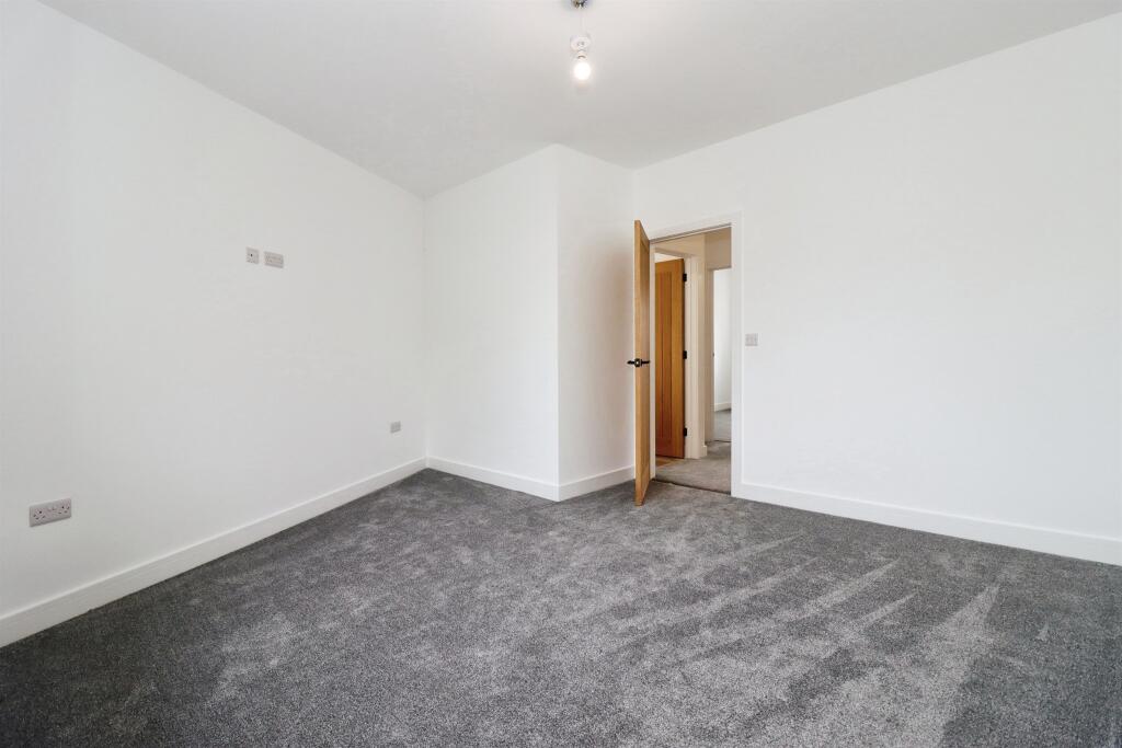Additional property image - Northend Avenue, Bristol