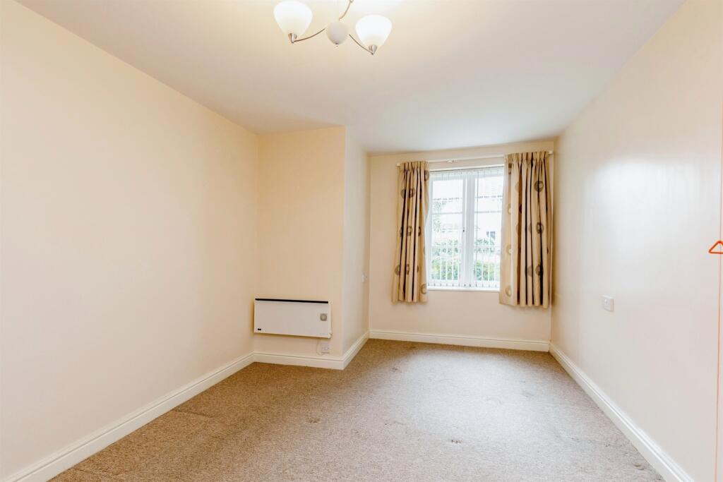 Additional property image - Henleaze Road, Bristol