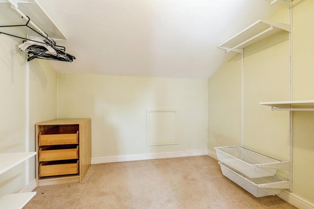 Additional property image - Strathearn Drive, Westbury-On-Trym, Bristol