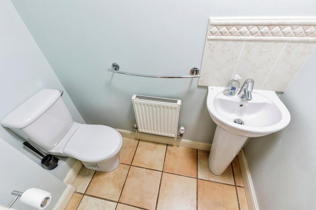 Additional property image - Strathearn Drive, Westbury-On-Trym, Bristol