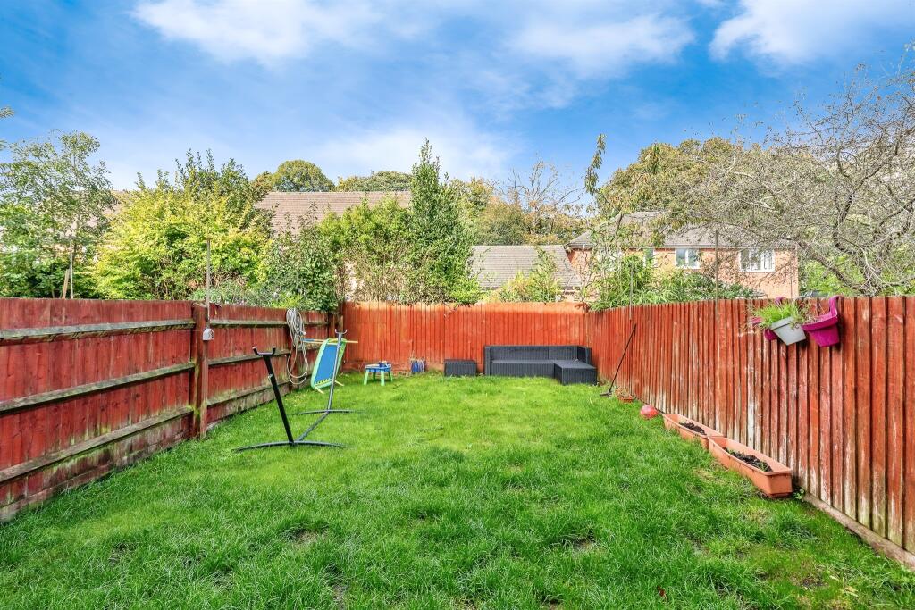 Additional property image - Strathearn Drive, Westbury-On-Trym, Bristol