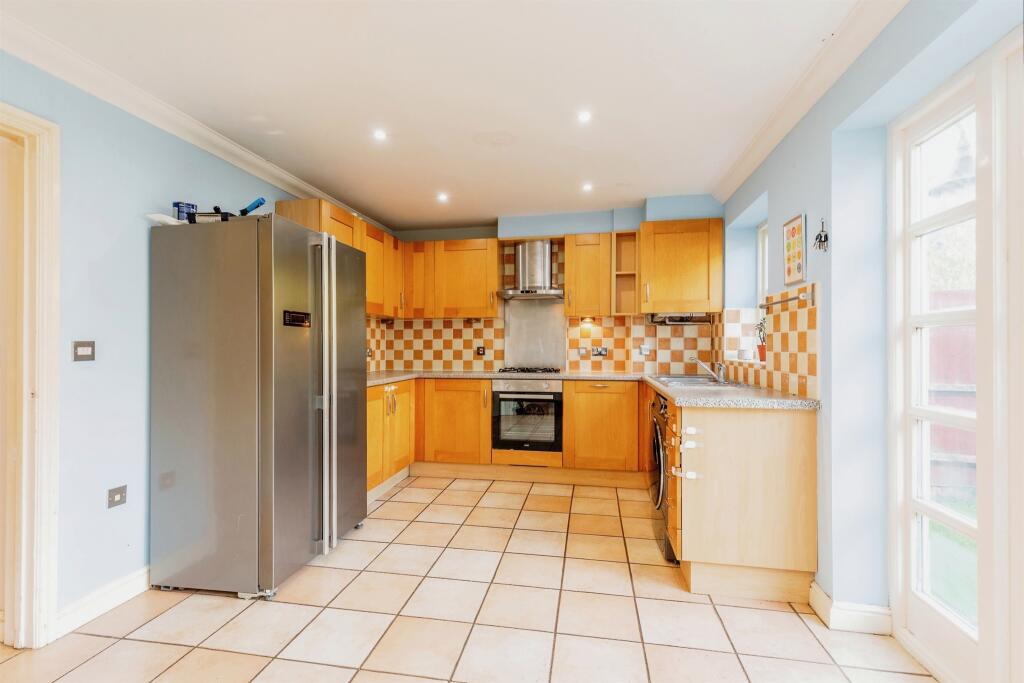Additional property image - Strathearn Drive, Westbury-On-Trym, Bristol