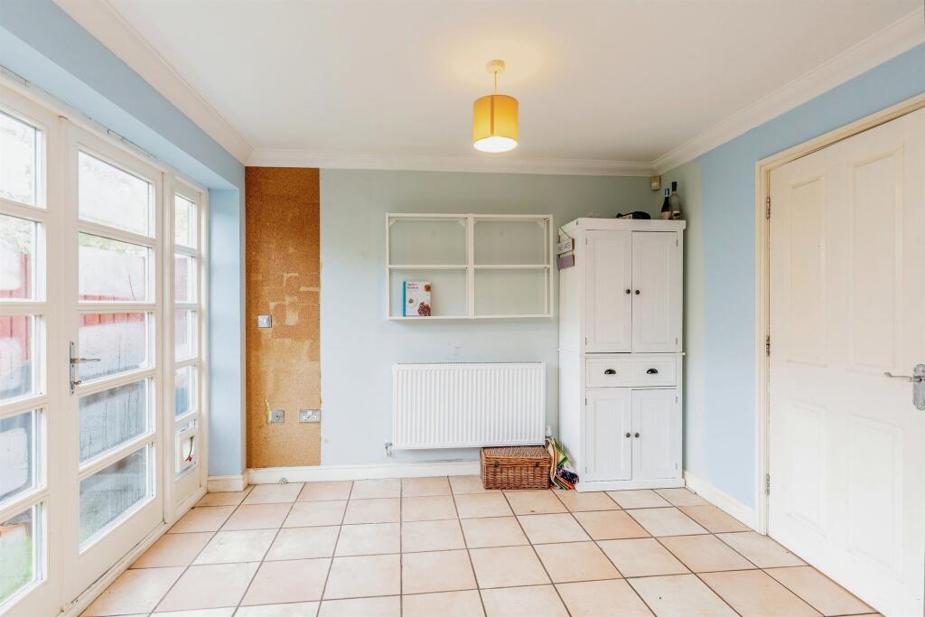 Additional property image - Strathearn Drive, Westbury-On-Trym, Bristol