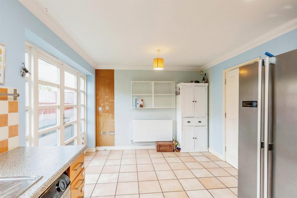Additional property image - Strathearn Drive, Westbury-On-Trym, Bristol