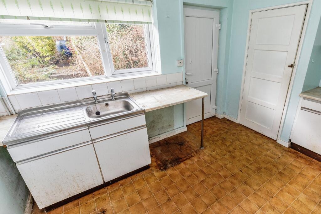 Additional property image - Southwood Drive, Bristol