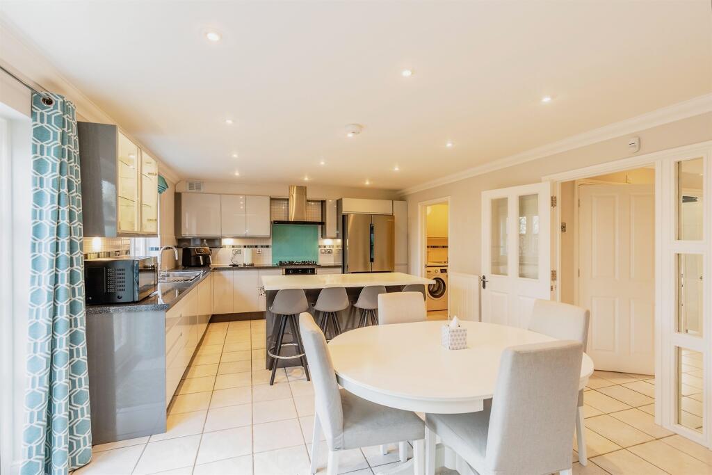Additional property image - Royal Victoria Park, Bristol