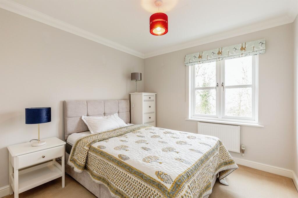 Additional property image - Royal Victoria Park, Bristol