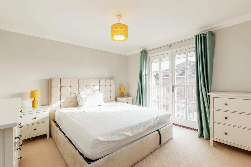 Additional property image - Royal Victoria Park, Bristol