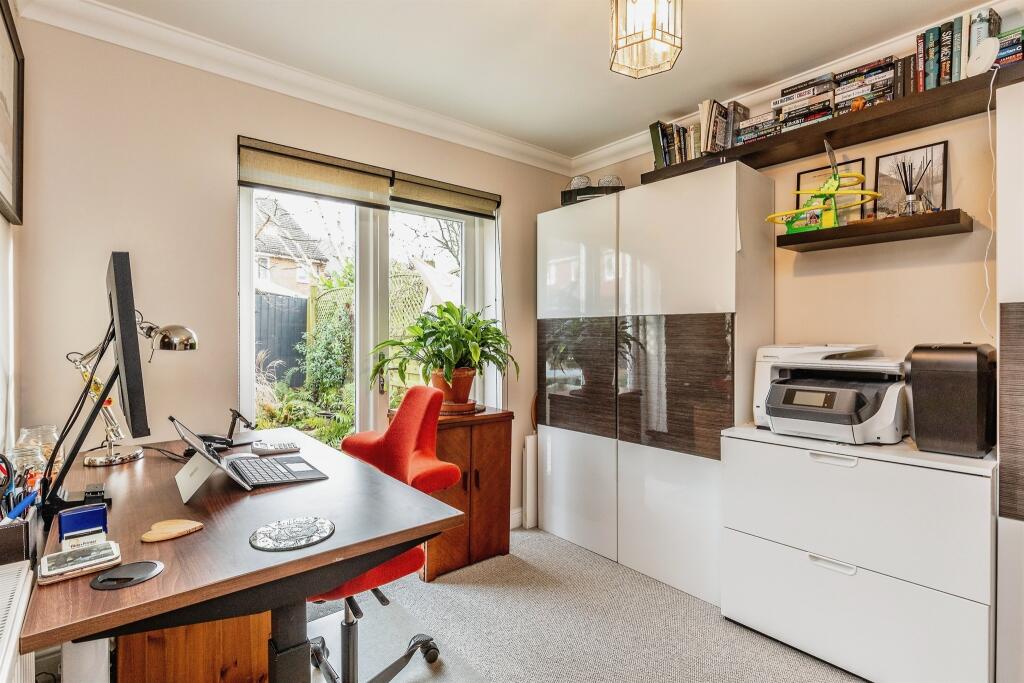 Additional property image - Royal Victoria Park, Bristol