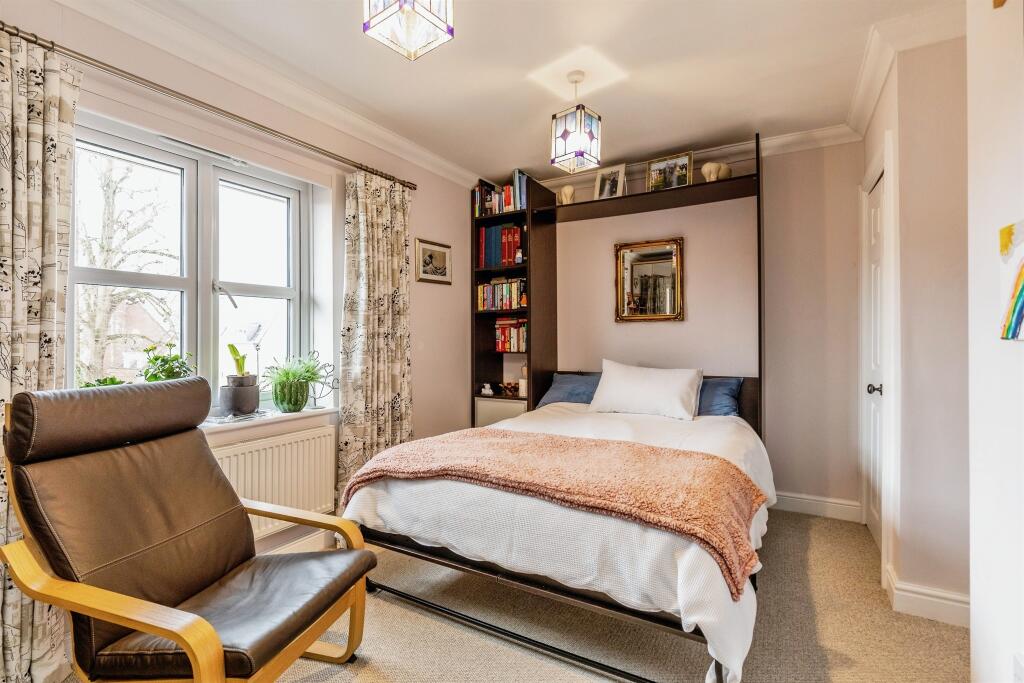 Additional property image - Royal Victoria Park, Bristol