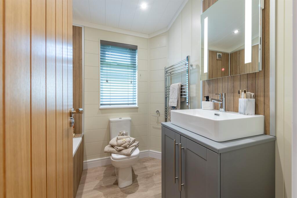 Additional property image - Lower Chatley Lake, Lower Chatley Farm, Bath