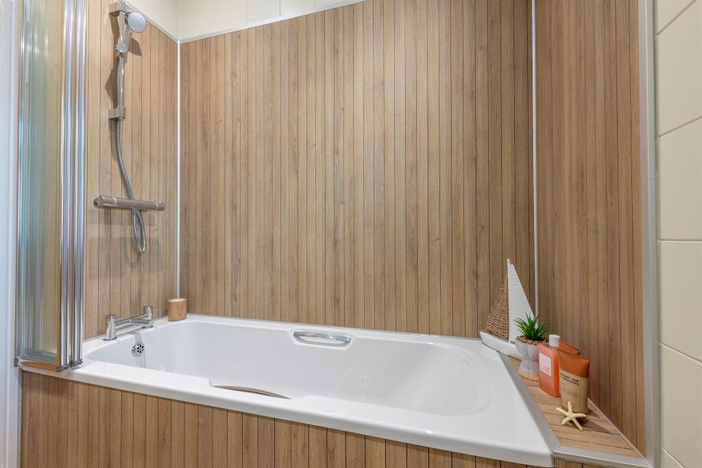 Additional property image - Lower Chatley Lake, Lower Chatley Farm, Bath