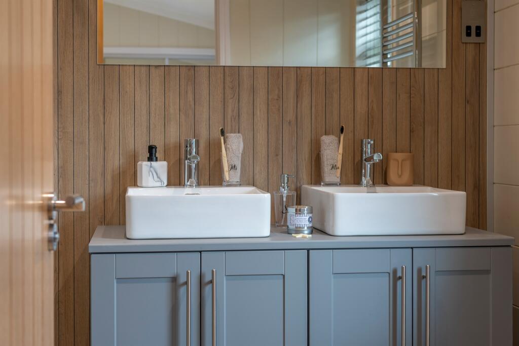 Additional property image - Lower Chatley Lake, Lower Chatley Farm, Bath
