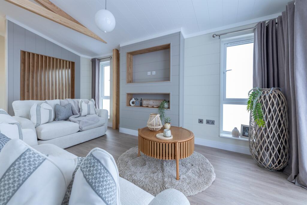 Additional property image - Lower Chatley Lake, Lower Chatley Farm, Bath