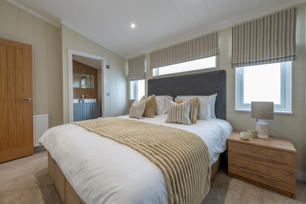 Additional property image - Lower Chatley Lake, Lower Chatley Farm, Bath