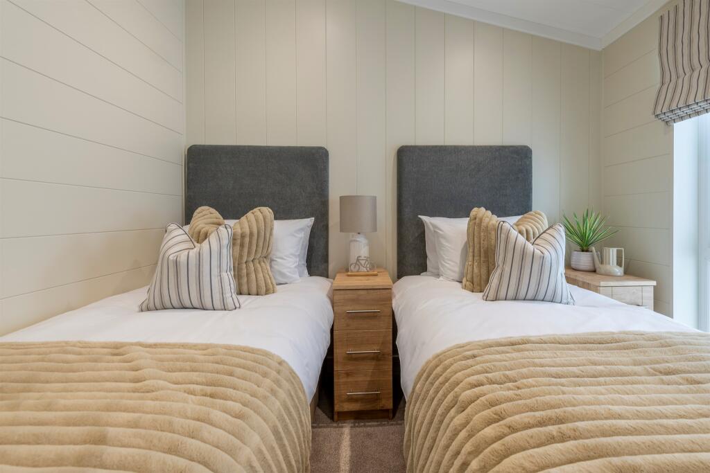 Additional property image - Lower Chatley Lake, Lower Chatley Farm, Bath