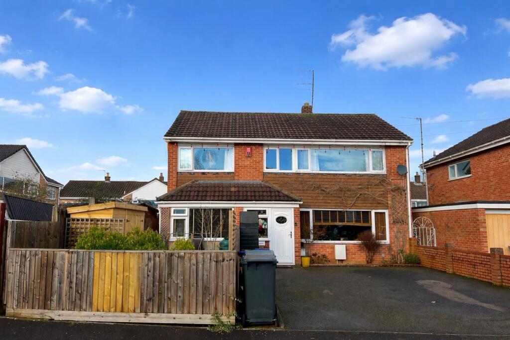 Main image of property: Slowgrove Close, Trowbridge