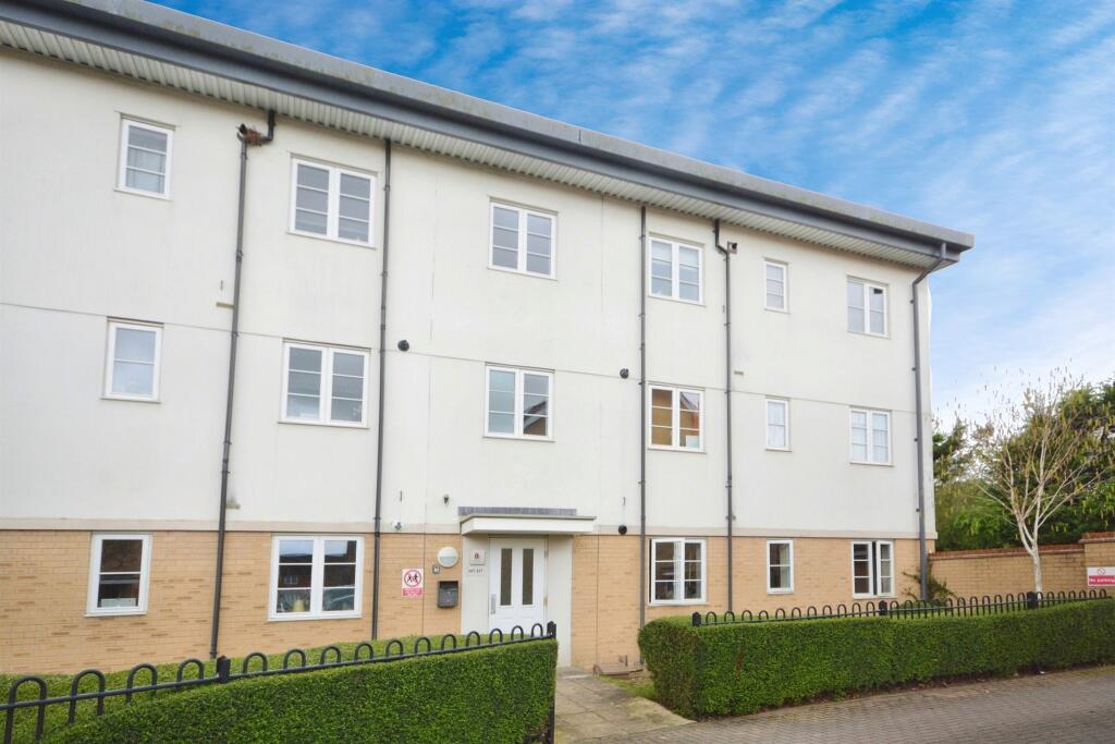Main image of property: Wood Grove, Silver End, Witham