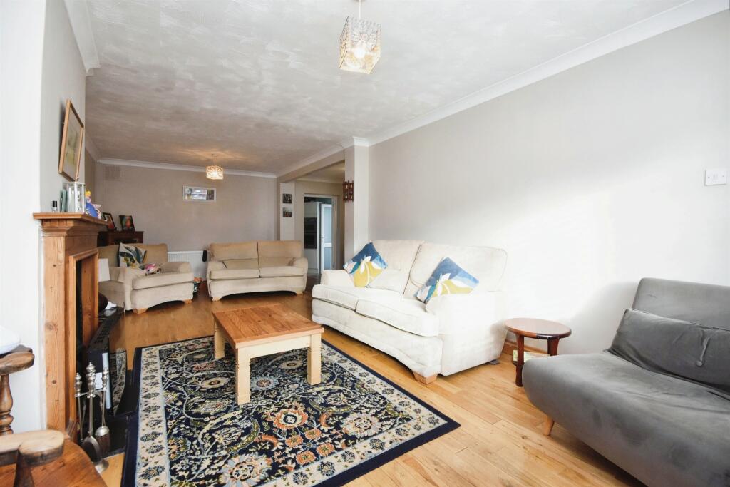 Additional property image - Orchard Drive, Braintree