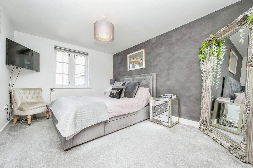 Additional property image - Grosvenor Place, Colchester