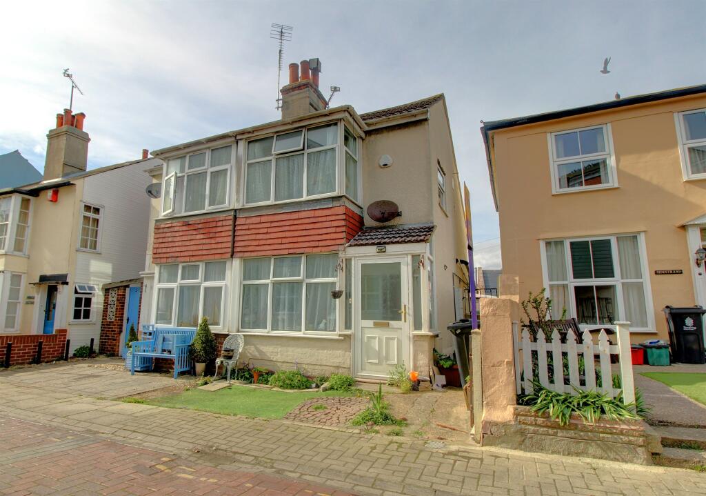 Main image of property: Suffolk Street, Walton On The Naze