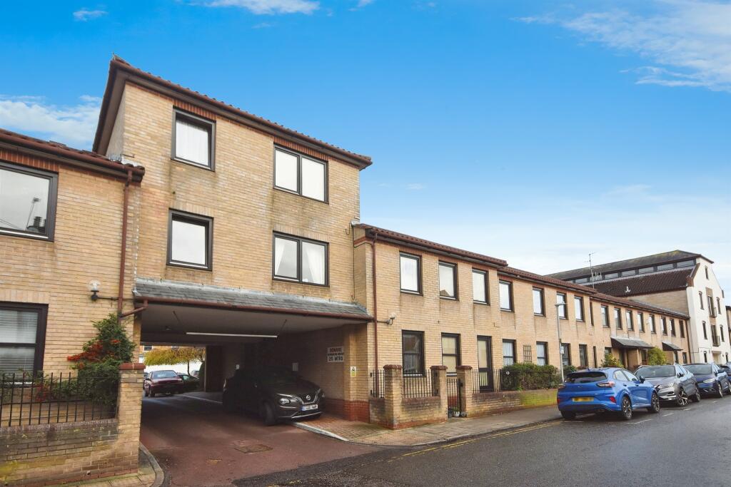 Additional property image - Albion Court, Chelmsford